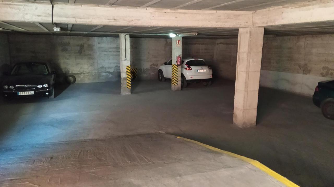 Sherryflat Claveles - Parking Jerez de la Frontera Extérieur photo